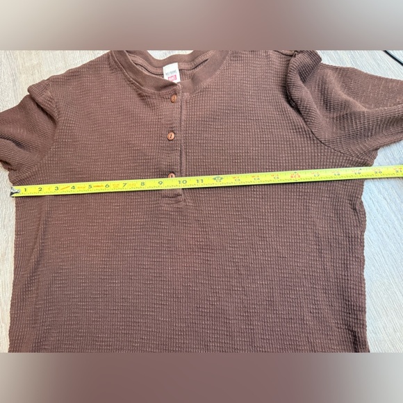 RE/DONE x Hanes Henley Thermal Long Sleeve Tee Natural Tan Brown Small - Picture 9 of 11